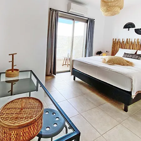 Caleta Blanca * La Guirra