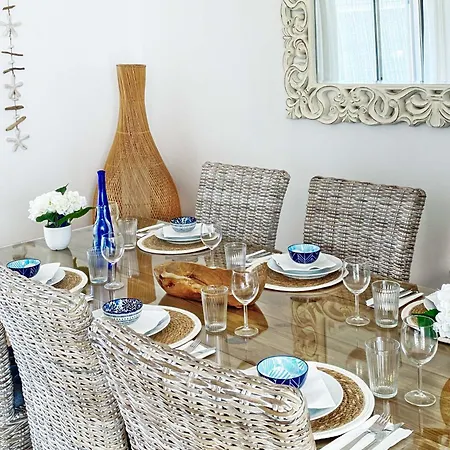 Villa Caleta Blanca *